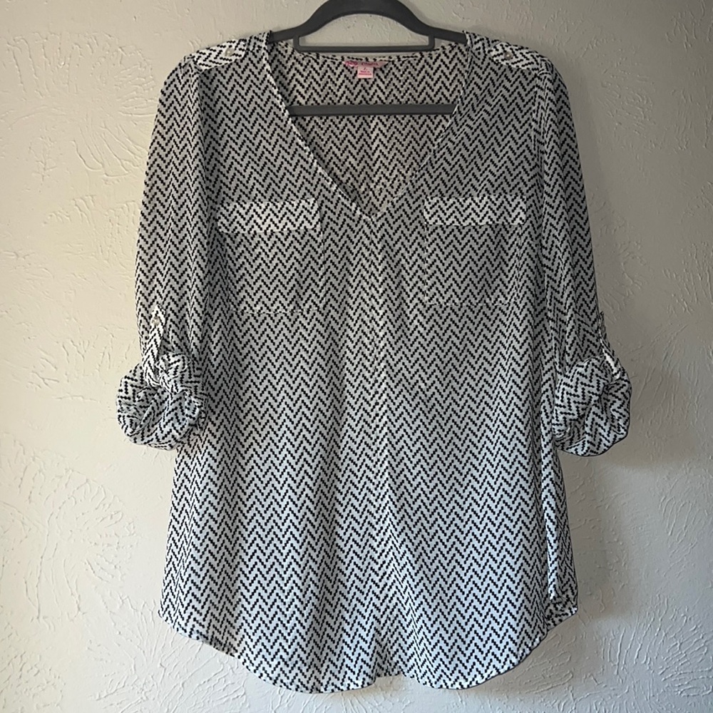 Black & White Chevron Blouse